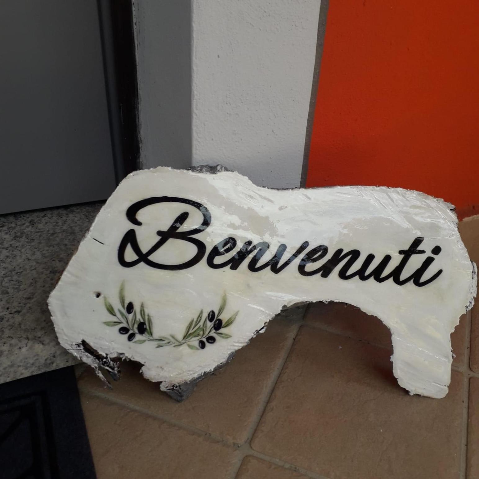 Beb Ulivo Panzió Santa Giuletta Kültér fotó